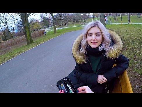 ❤️ Pul müqabilində bir qəribin isti cumluğunu uddu - parkda Eva Elfie tərəfindən blowjob ❤️❌ Porno bizdə ❤